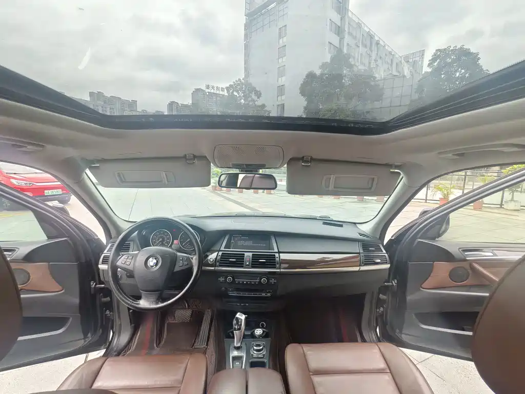BMW X5 (Import) — миниатюра 11