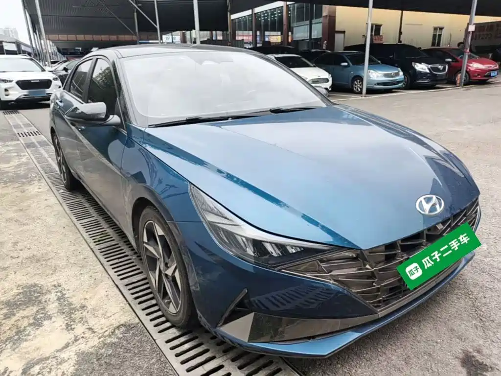 Hyundai Elantra — миниатюра 4