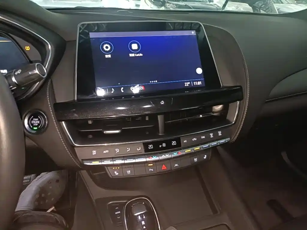 Cadillac CT5 — миниатюра 13