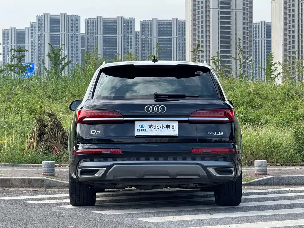 Audi Q7 — миниатюра 5