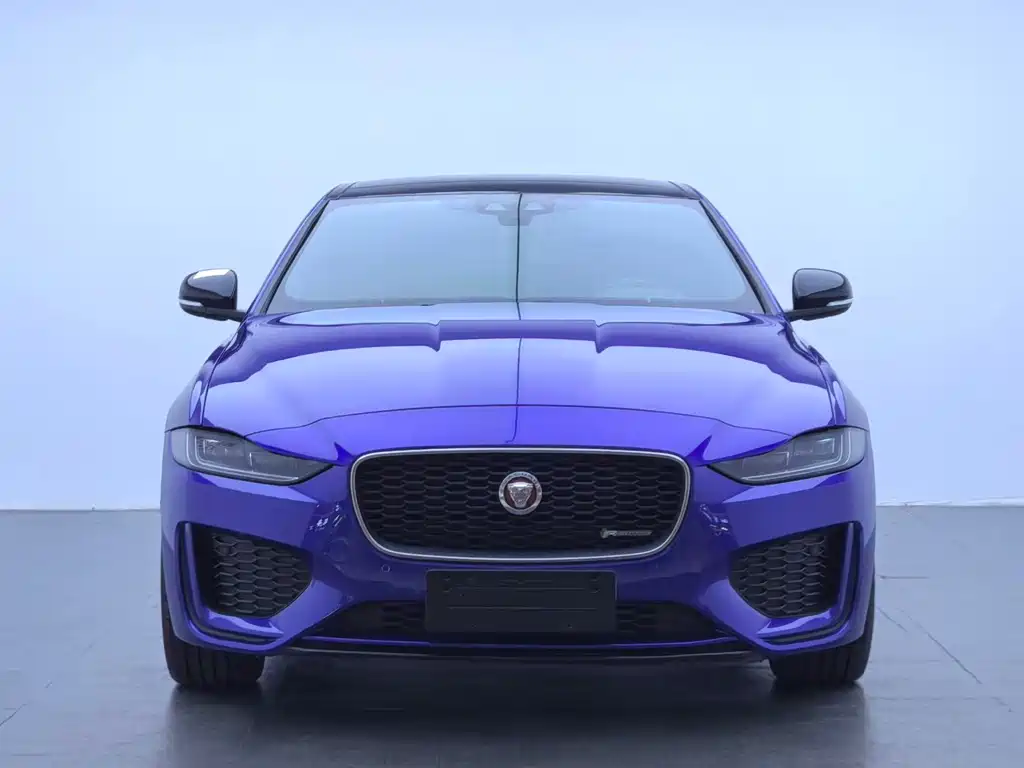 Jaguar XEL 2021 2.0T 200PS R-DYNAMIC Sport