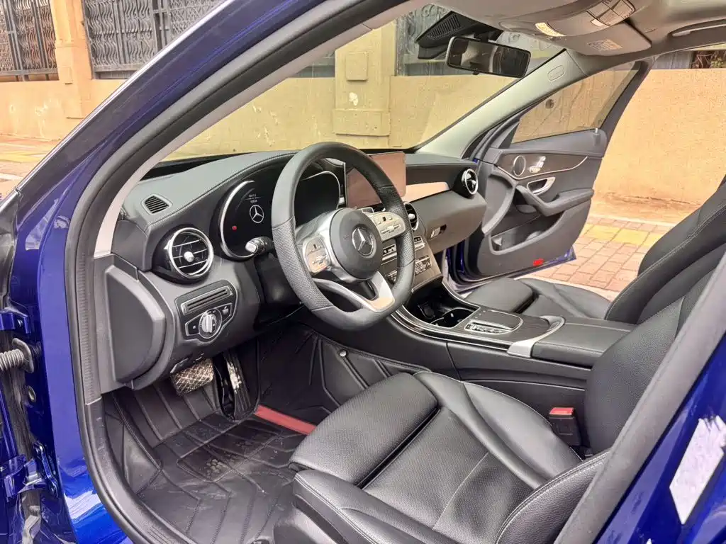 Mercedes-Benz C-Class — миниатюра 3