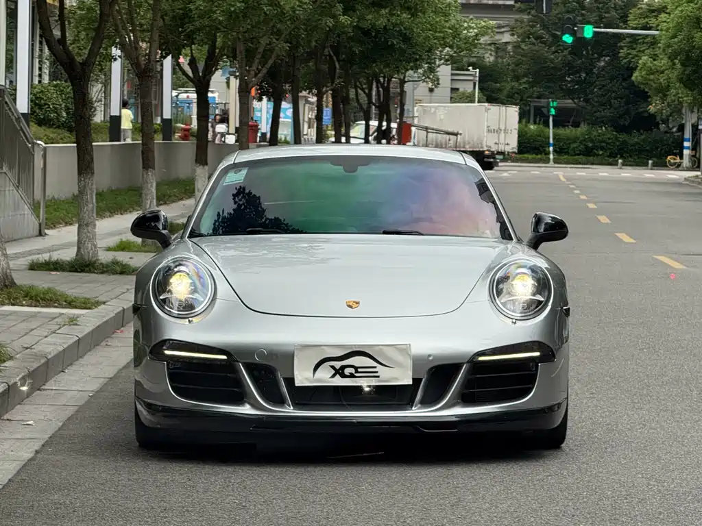 Porsche 911 2015 Carrera 3.4L Style Edition
