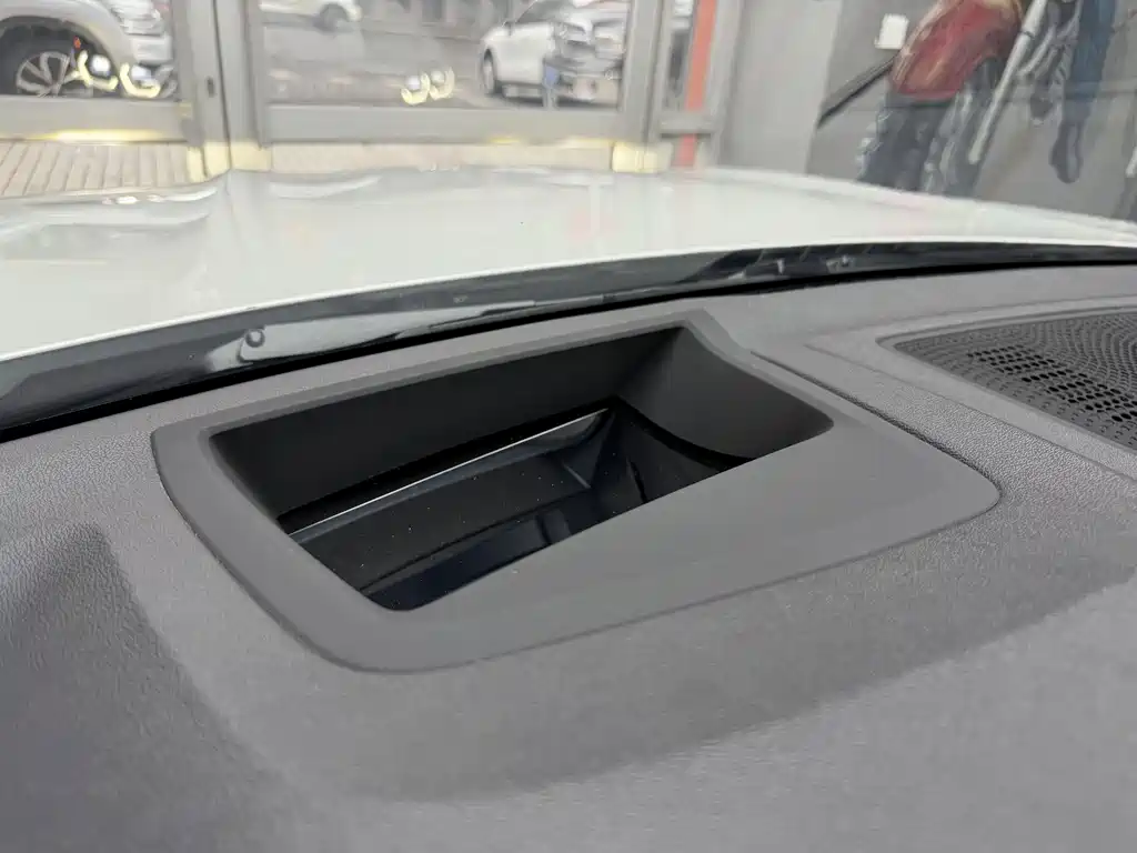 BMW X5 (Import) — миниатюра 30