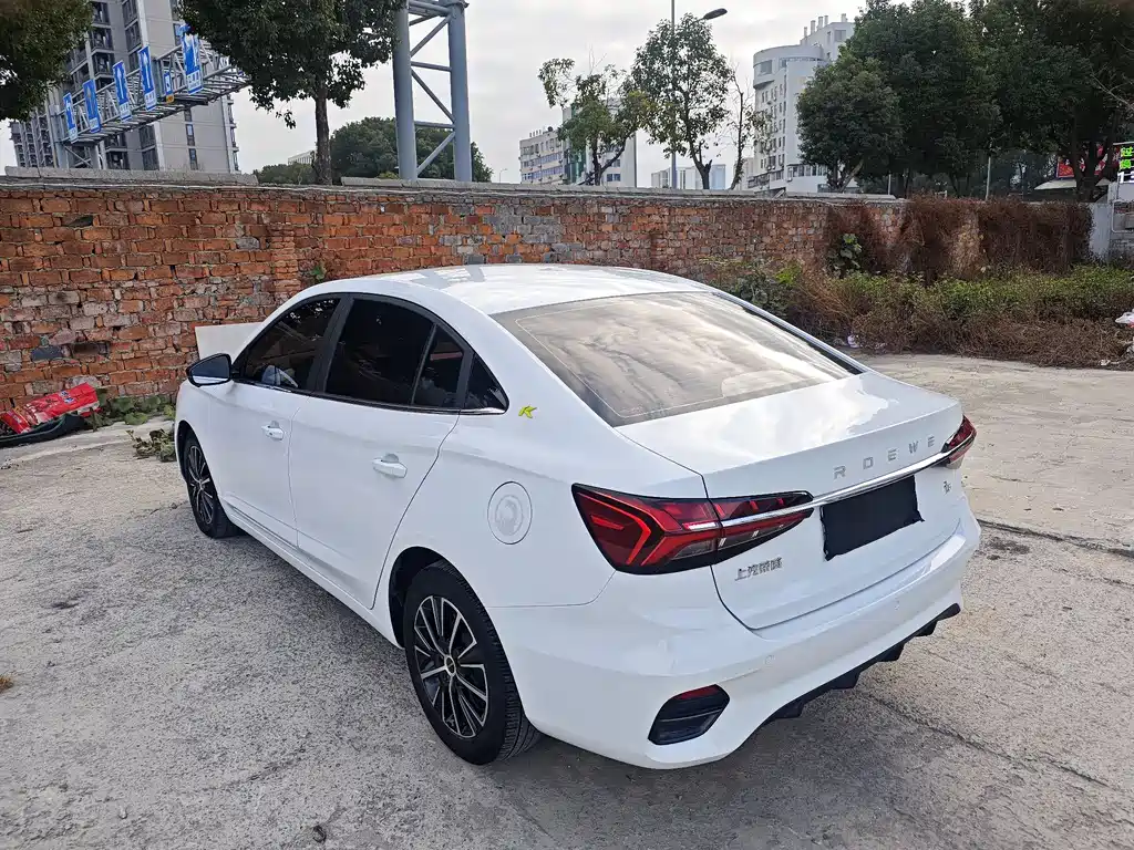 ROEWE I5