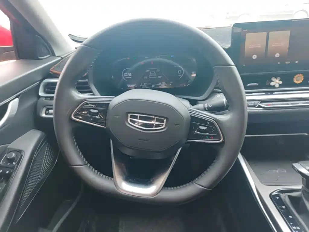 Geely Emgrand — миниатюра 11