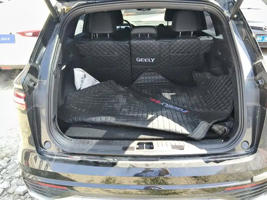 Geely Xingyue L — миниатюра 4