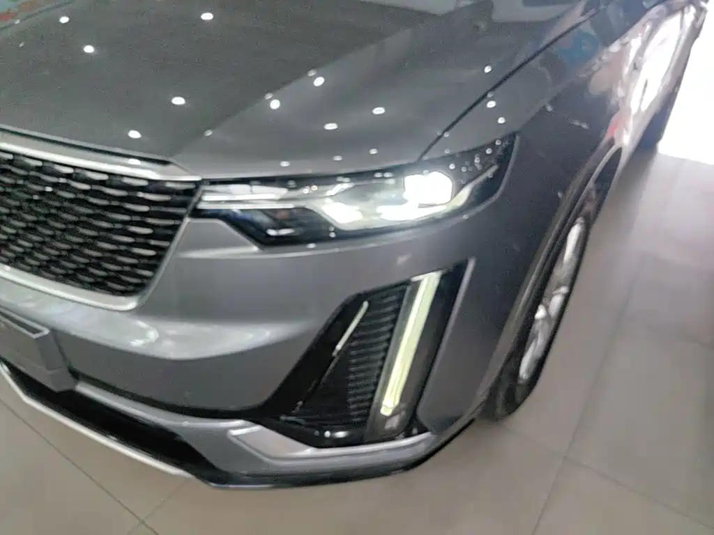 Cadillac XT6 — миниатюра 24