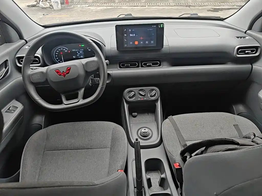 Wuling Hongguang EV — миниатюра 10