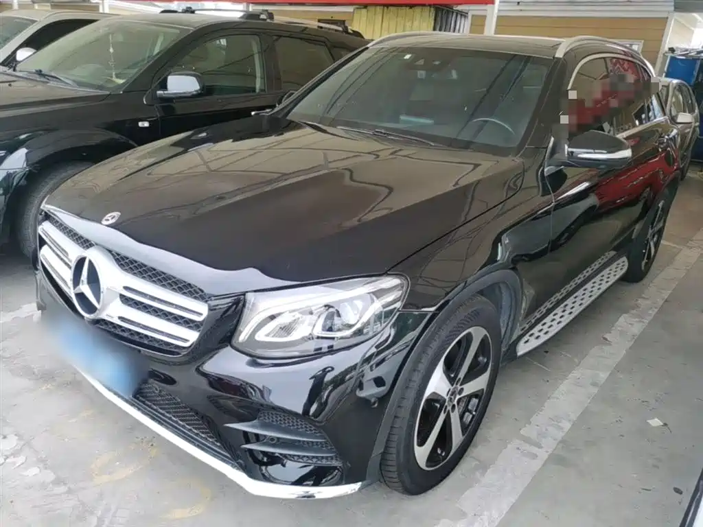 Купить Mercedes-Benz GLC