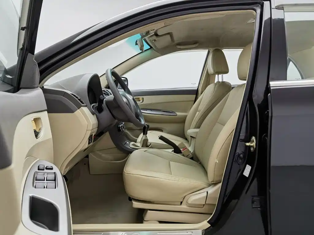 BYD L3 — миниатюра 10