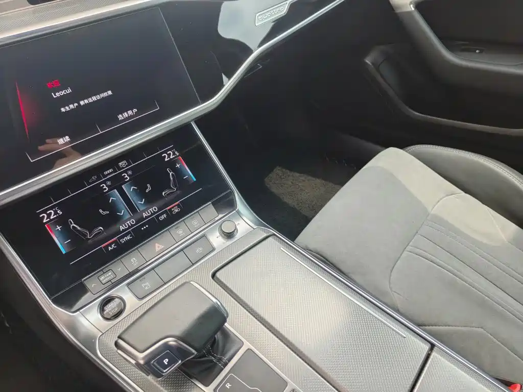 Audi A6L 2022 55 TFSI e quattro