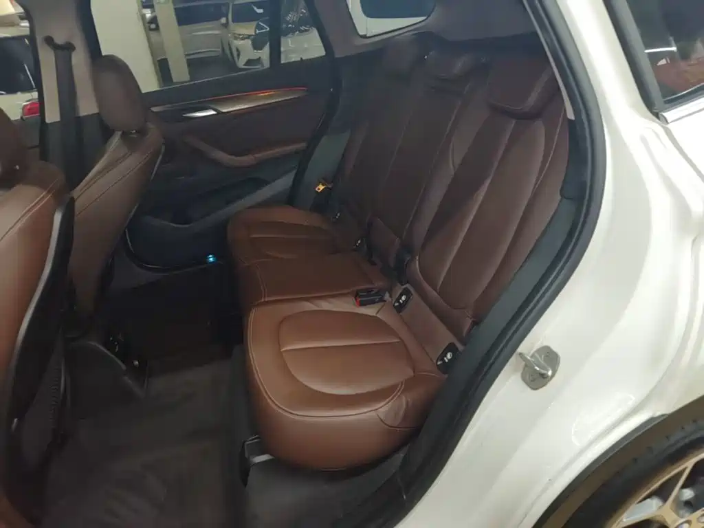 BMW X1 — миниатюра 17