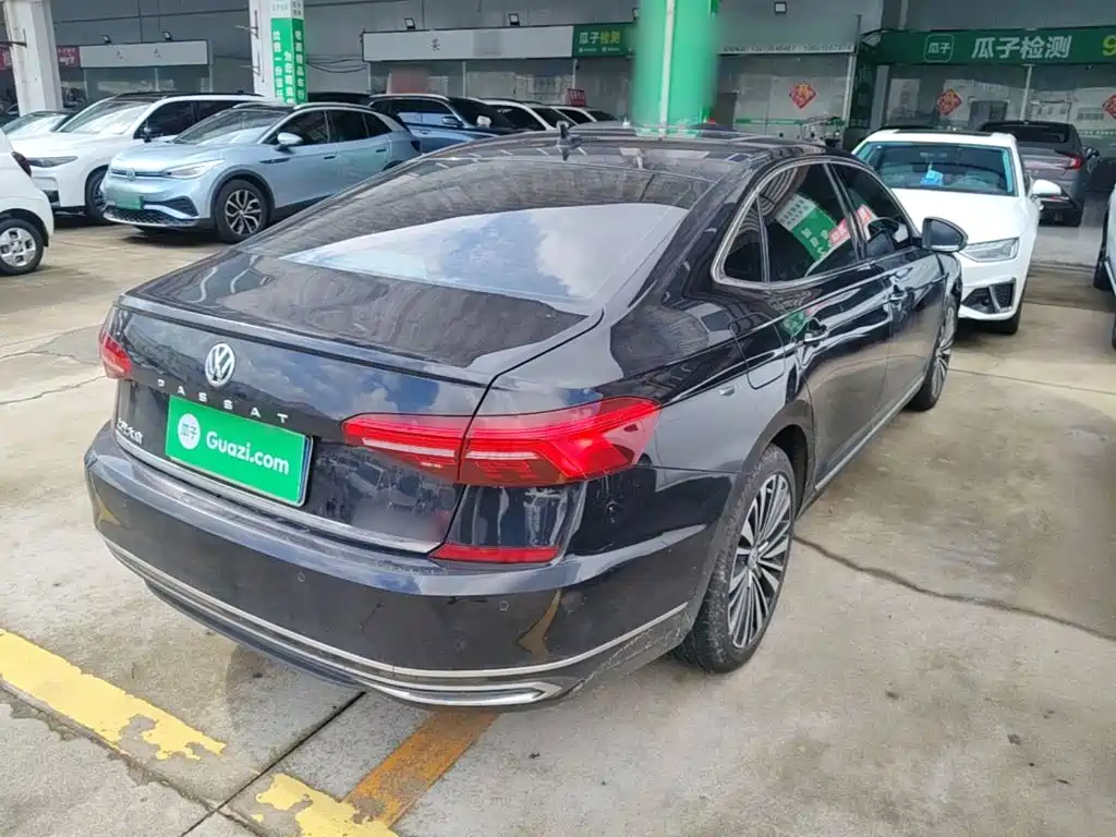 Volkswagen Passat — миниатюра 7