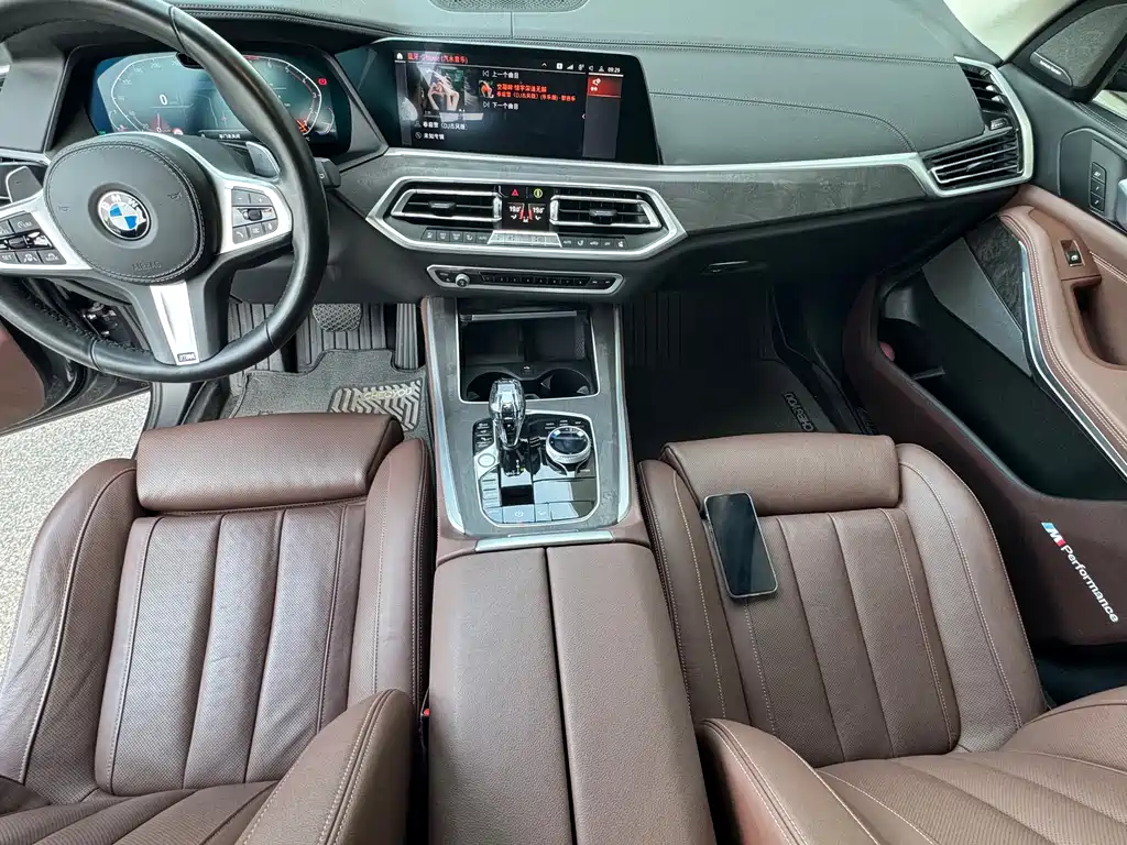 BMW X5 (Import) — миниатюра 9