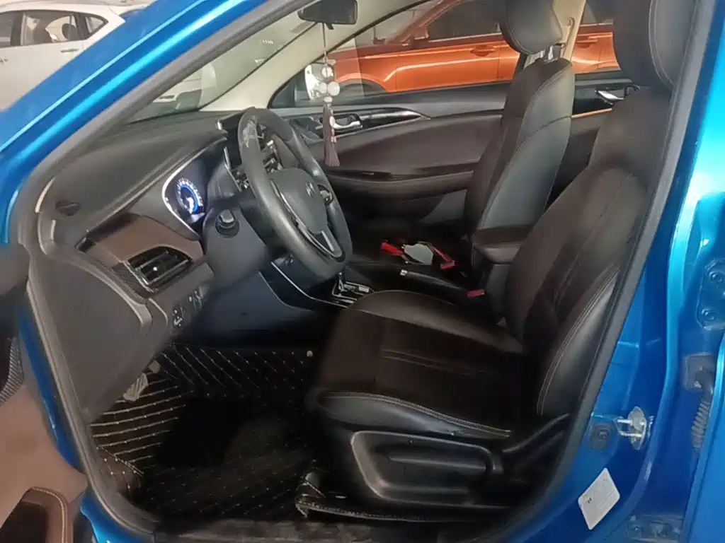 Changan Eado DT — миниатюра 15