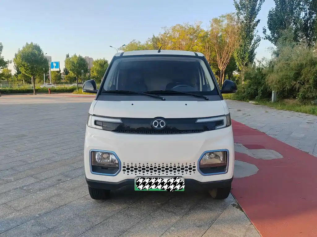 Changhe EV5 — миниатюра 2