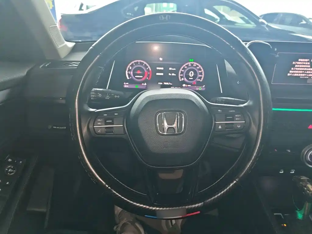 Honda Accord — миниатюра 11