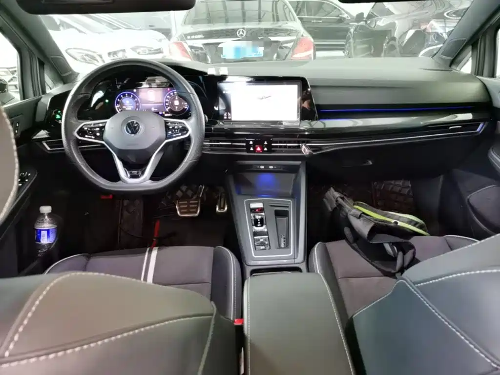 Volkswagen Golf — миниатюра 10