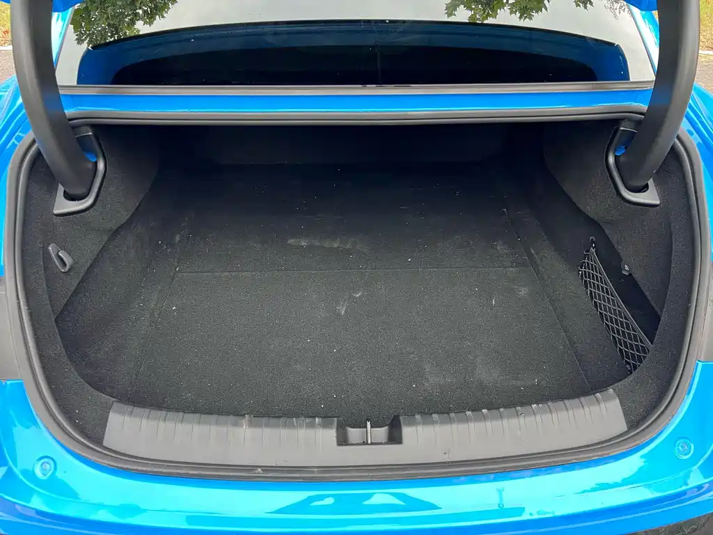 Xiaomi SU7 — миниатюра 14