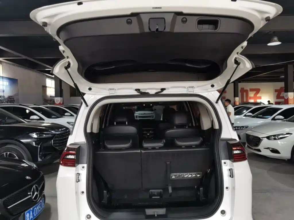 GAC Motor Trumpchi M6 — миниатюра 19