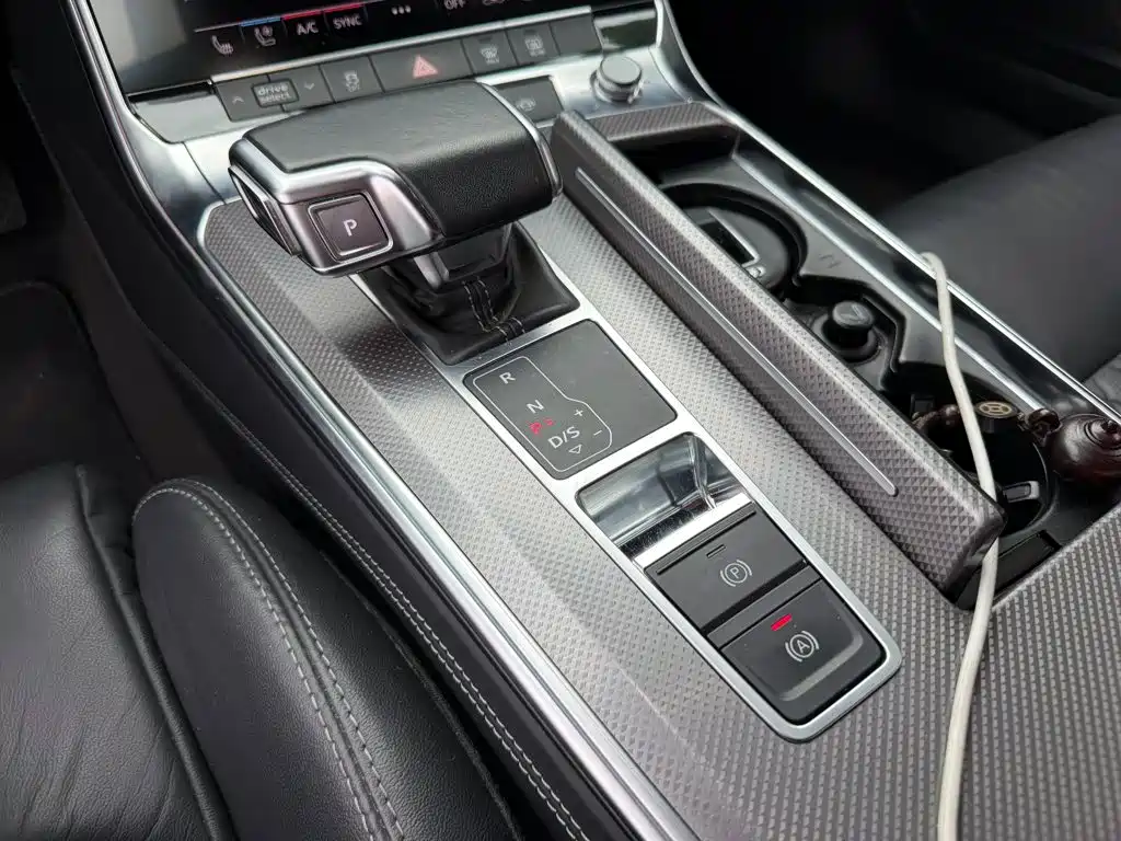 Audi A6L — миниатюра 9