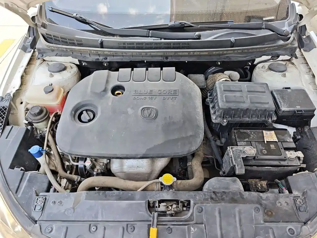 Changan Eado XT — миниатюра 20