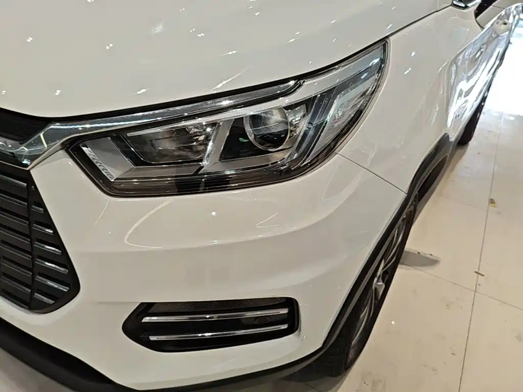BYD Yuan EV — миниатюра 24