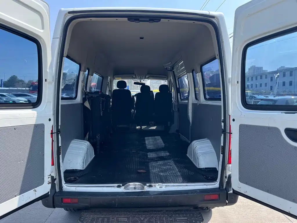 SAIC MAXUS XINTU V80