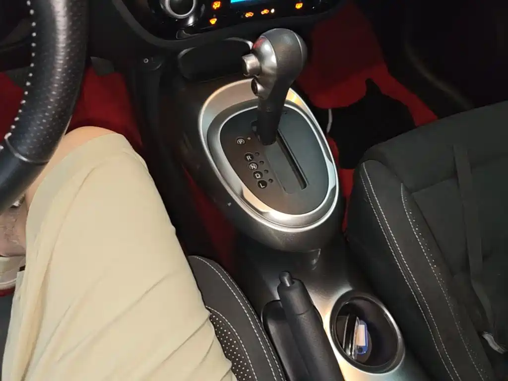 Infiniti ESQ — миниатюра 14