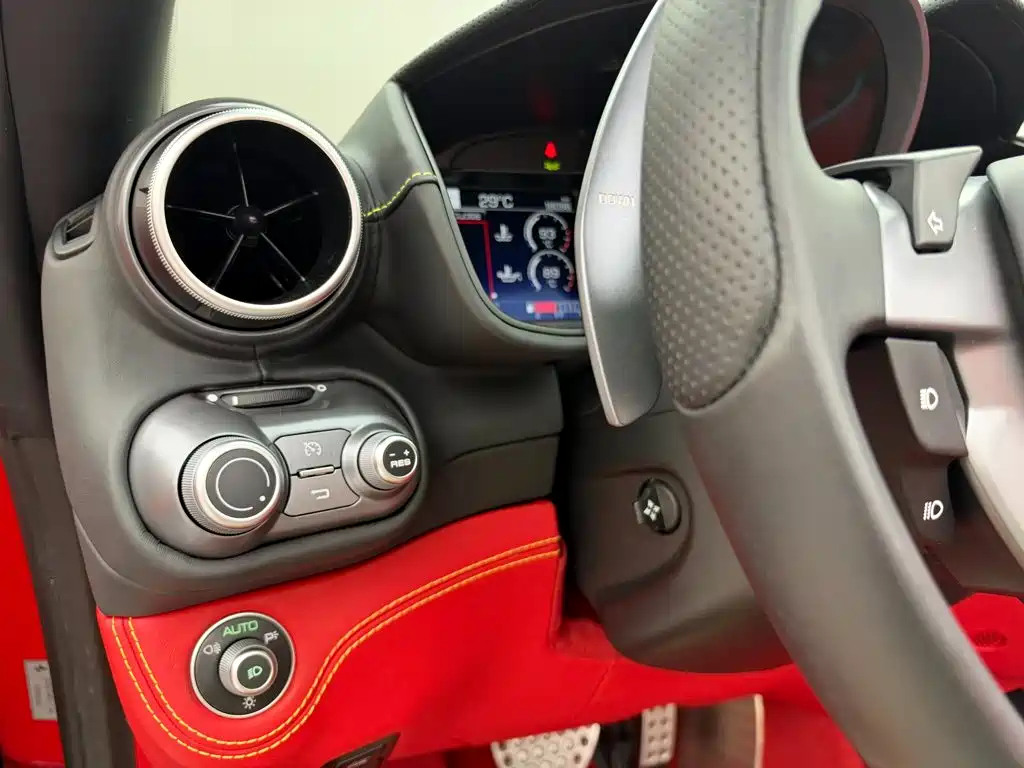 Ferrari Portofino — миниатюра 9