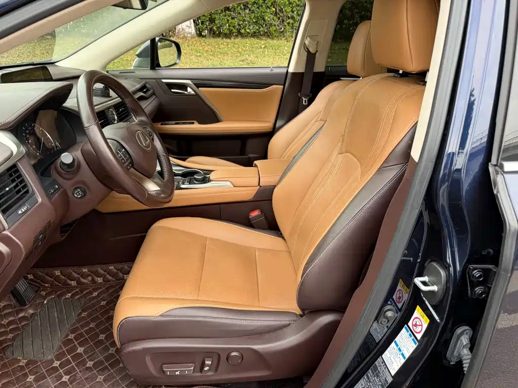 Lexus RX — миниатюра 8