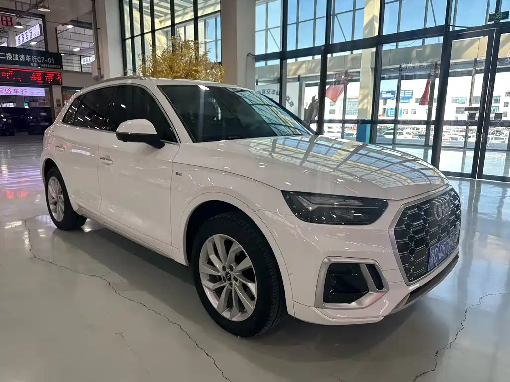 Audi Q5L — миниатюра 3