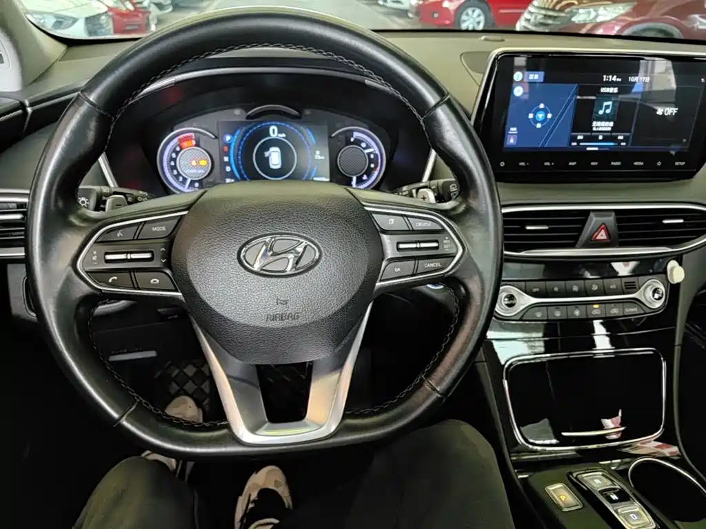 Hyundai Santa Fe — миниатюра 11