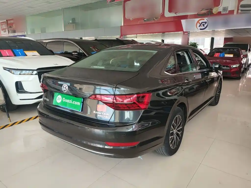 Volkswagen Sagitar — миниатюра 7