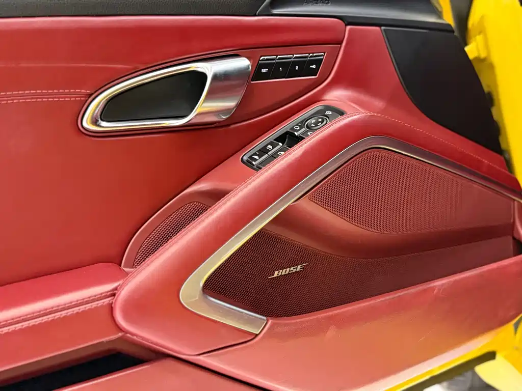 Porsche 911 — миниатюра 12