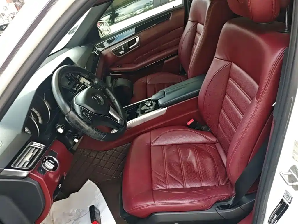 Mercedes-Benz E-Class — миниатюра 15