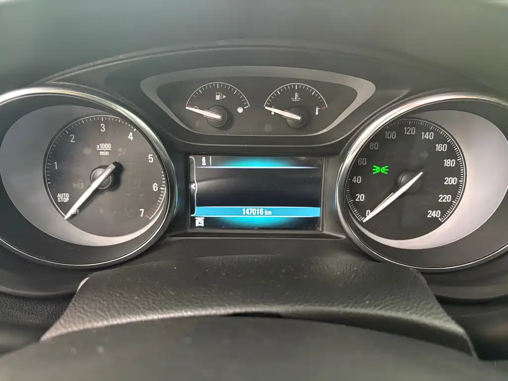 Buick Envision Plus — миниатюра 13