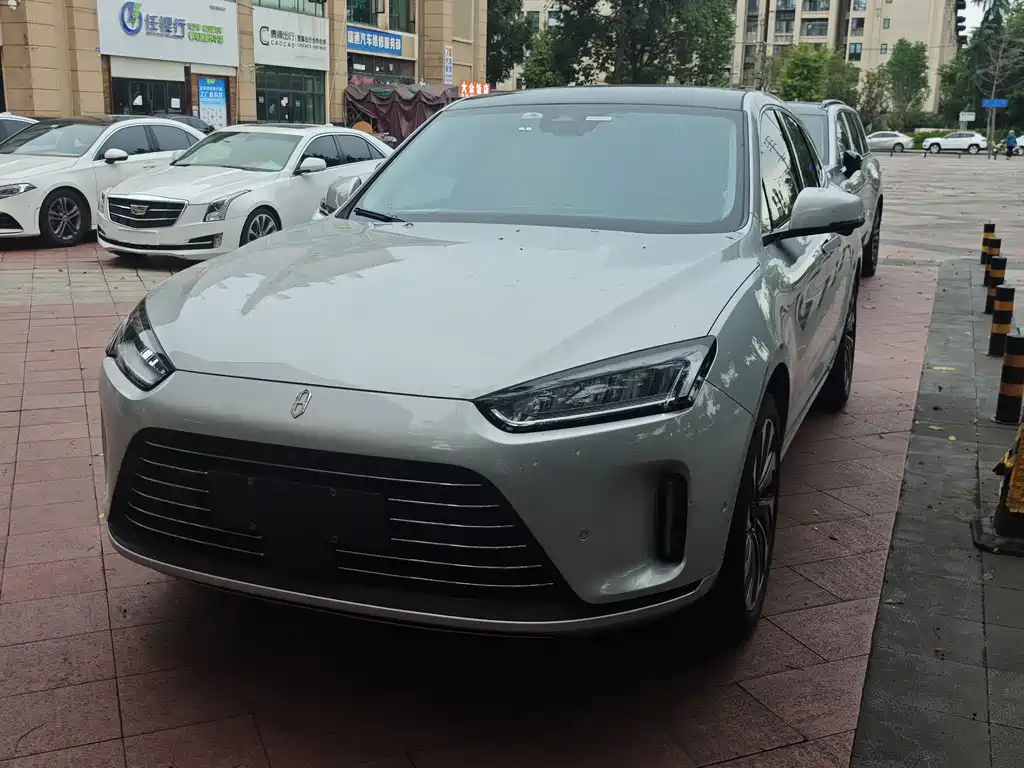 HONGMENG ZHIXING ASK THE WORLD M5