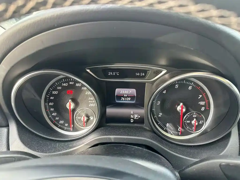 Mercedes-Benz GLA — миниатюра 7