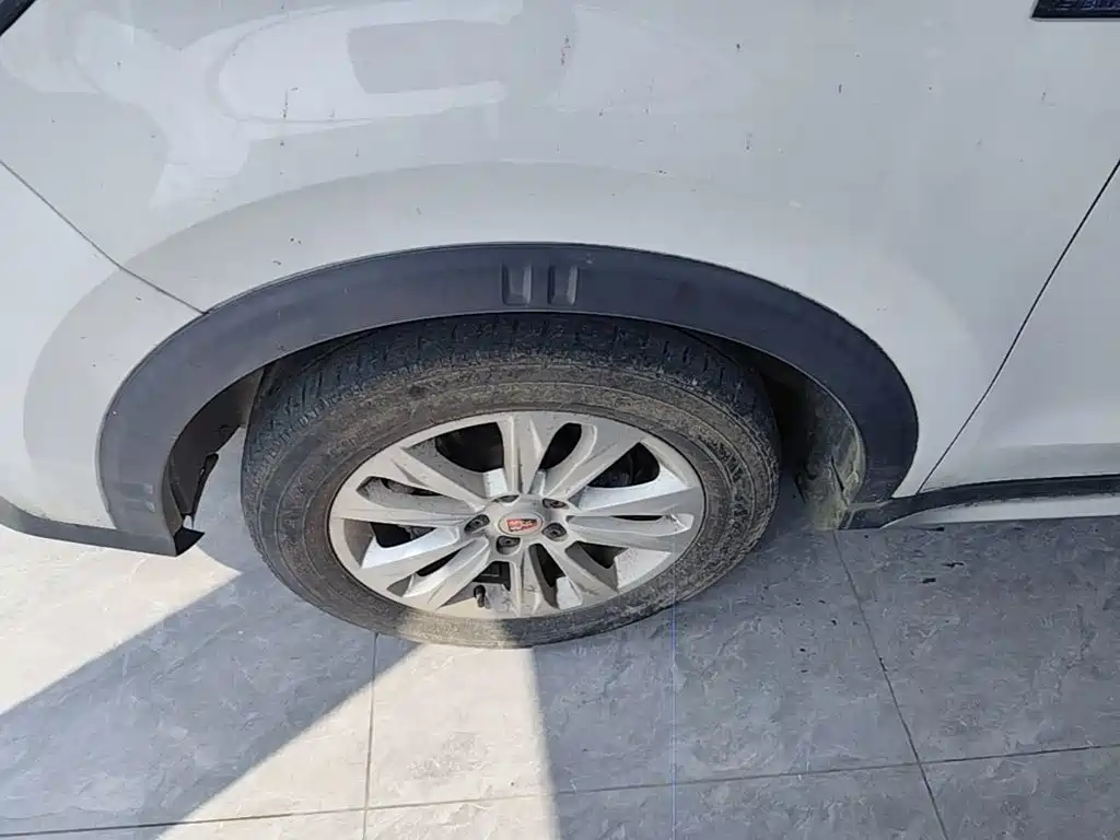 Roewe RX5 — миниатюра 23