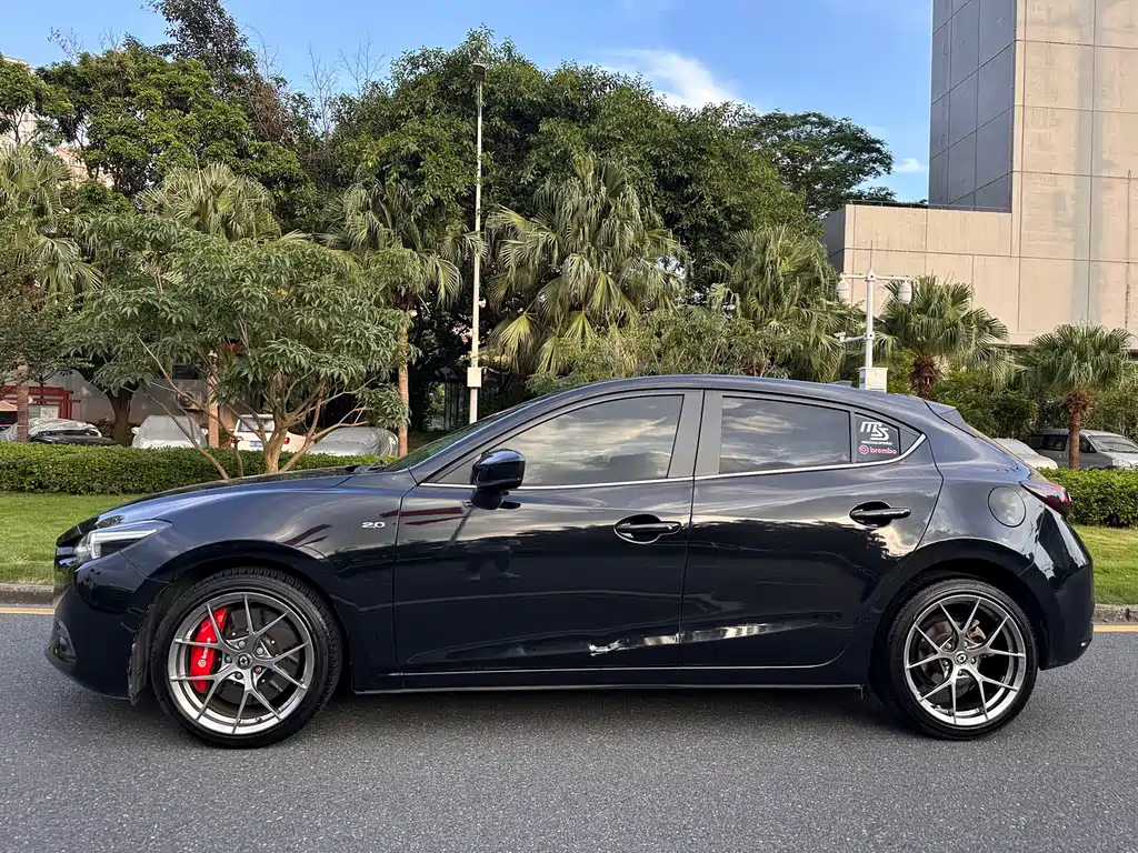 Mazda 3 Axela — миниатюра 4