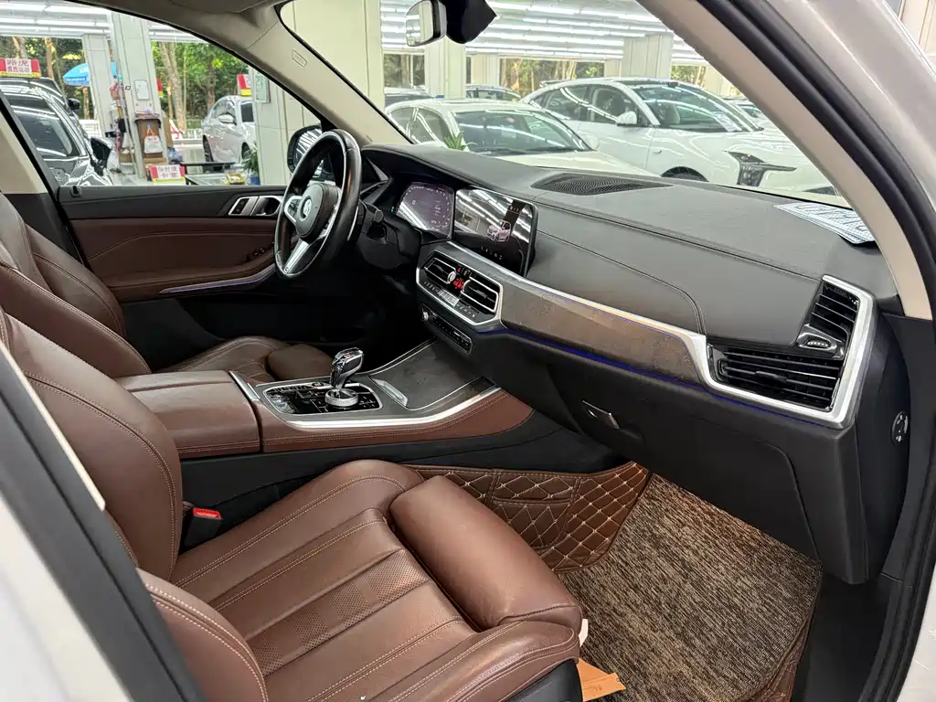 BMW X5 (Import) — миниатюра 8