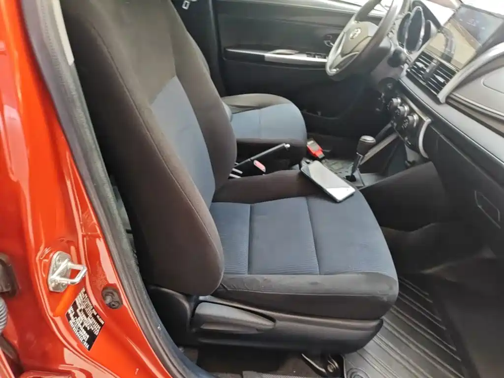 Toyota Yaris L — миниатюра 25