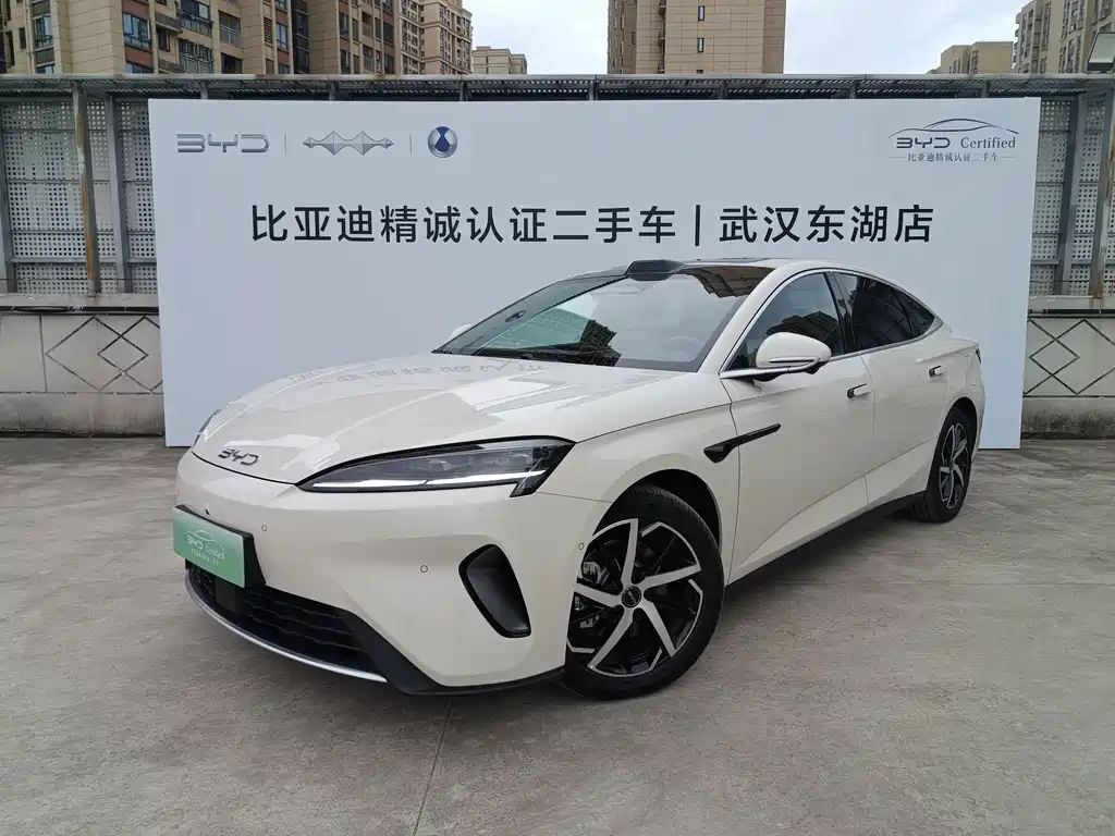 BYD Seal 07 DM-i