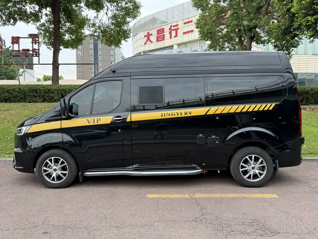 Ford Transit — миниатюра 3