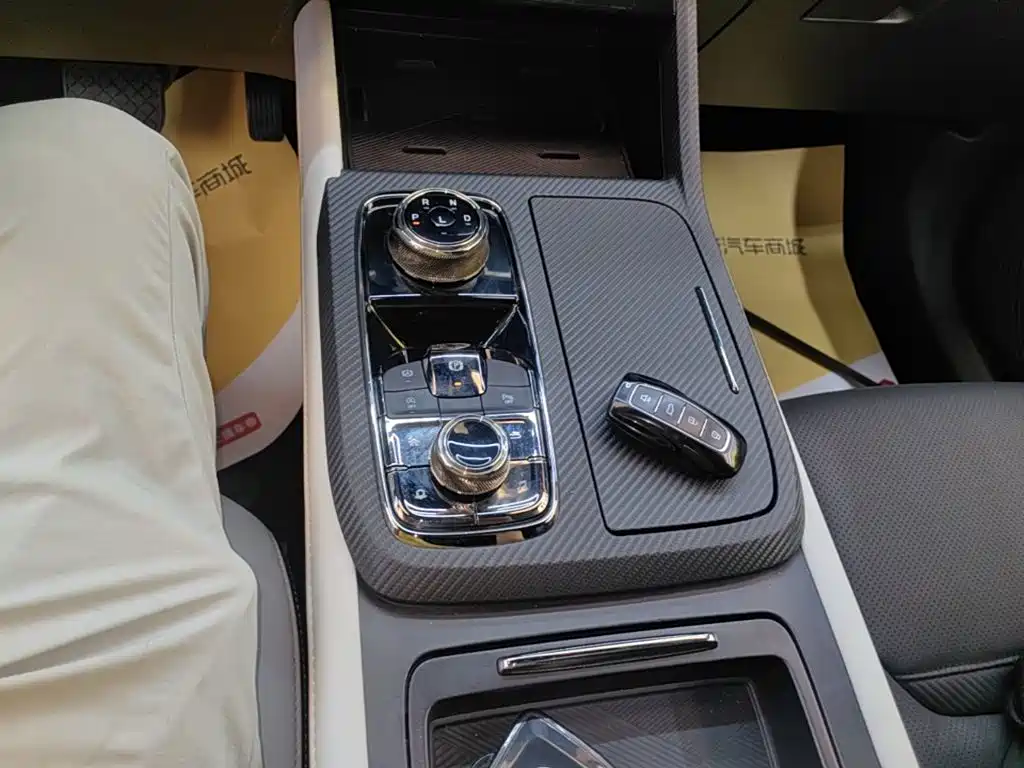 Ford Equator Sport — миниатюра 14