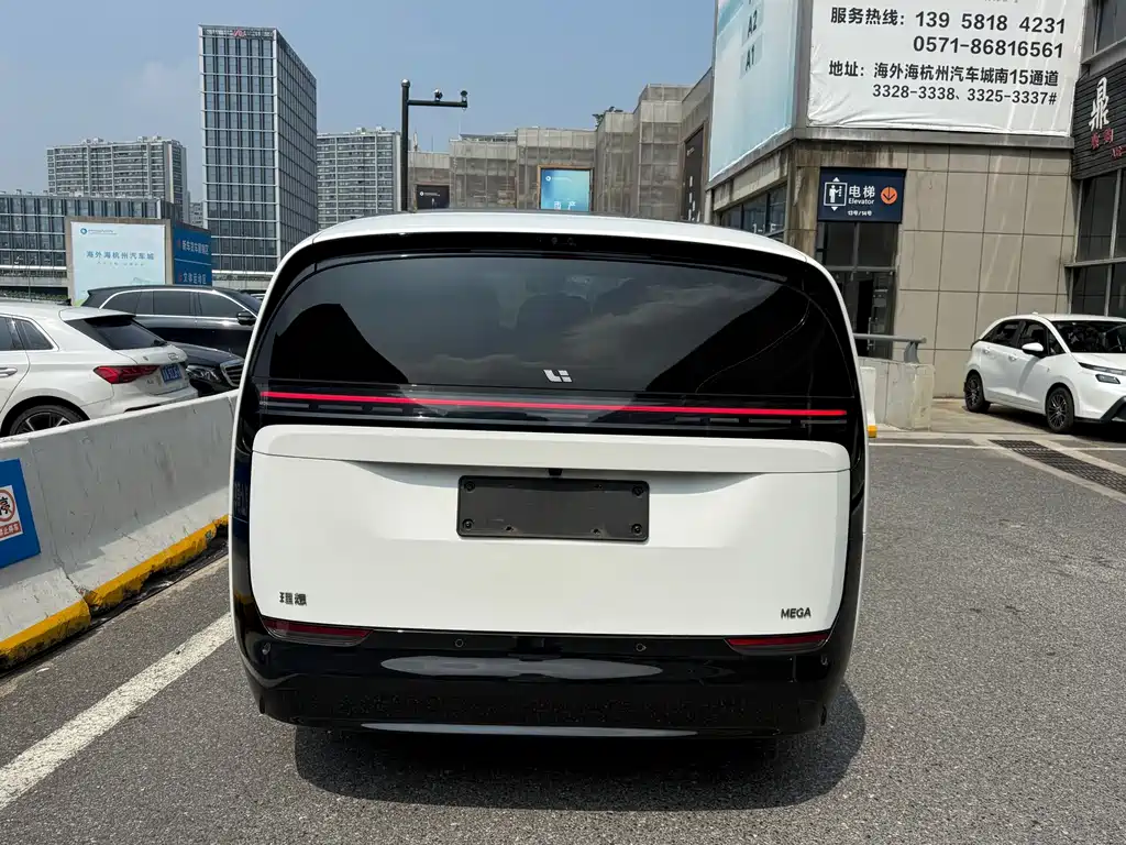 Li Auto Li MEGA — миниатюра 8