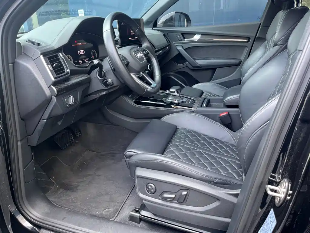 Audi Q5L Sportback — миниатюра 7