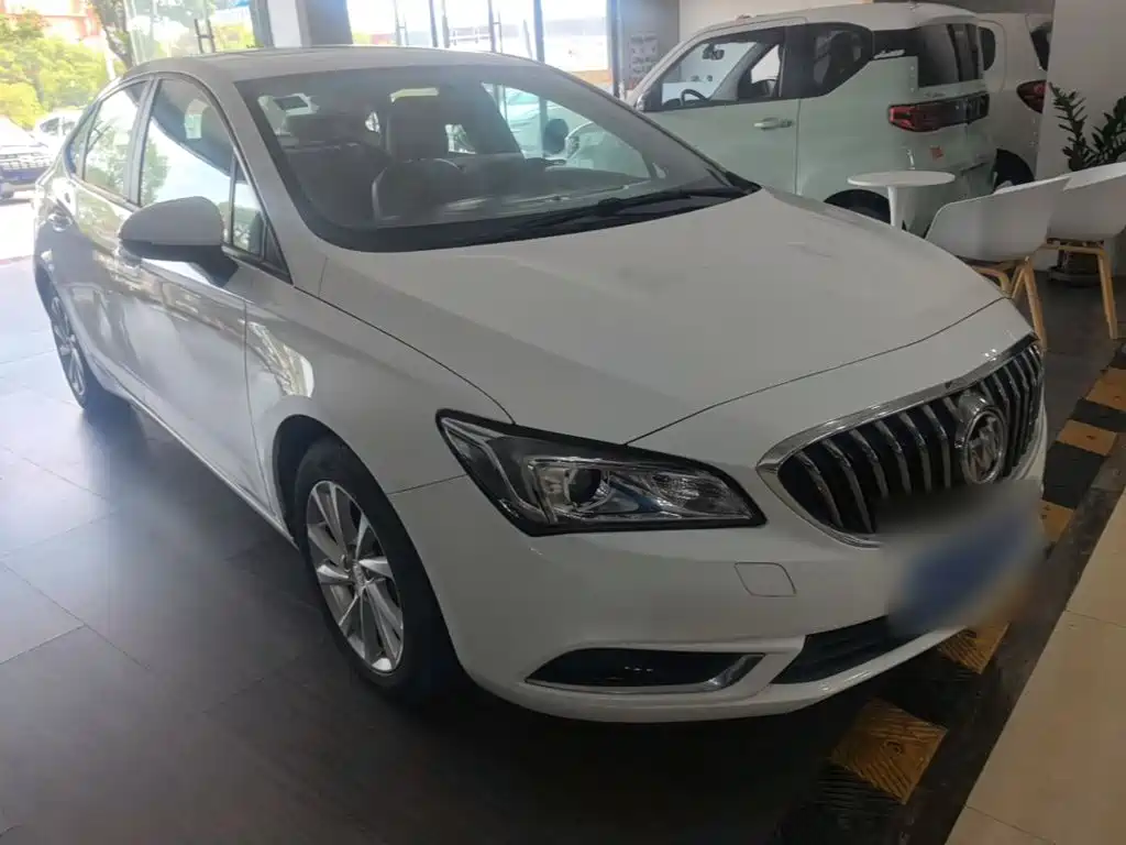 Buick Verano — миниатюра 4